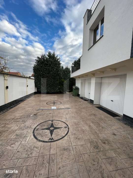 Casa in Zona Strada Botizului - Imagine principală: 4/18