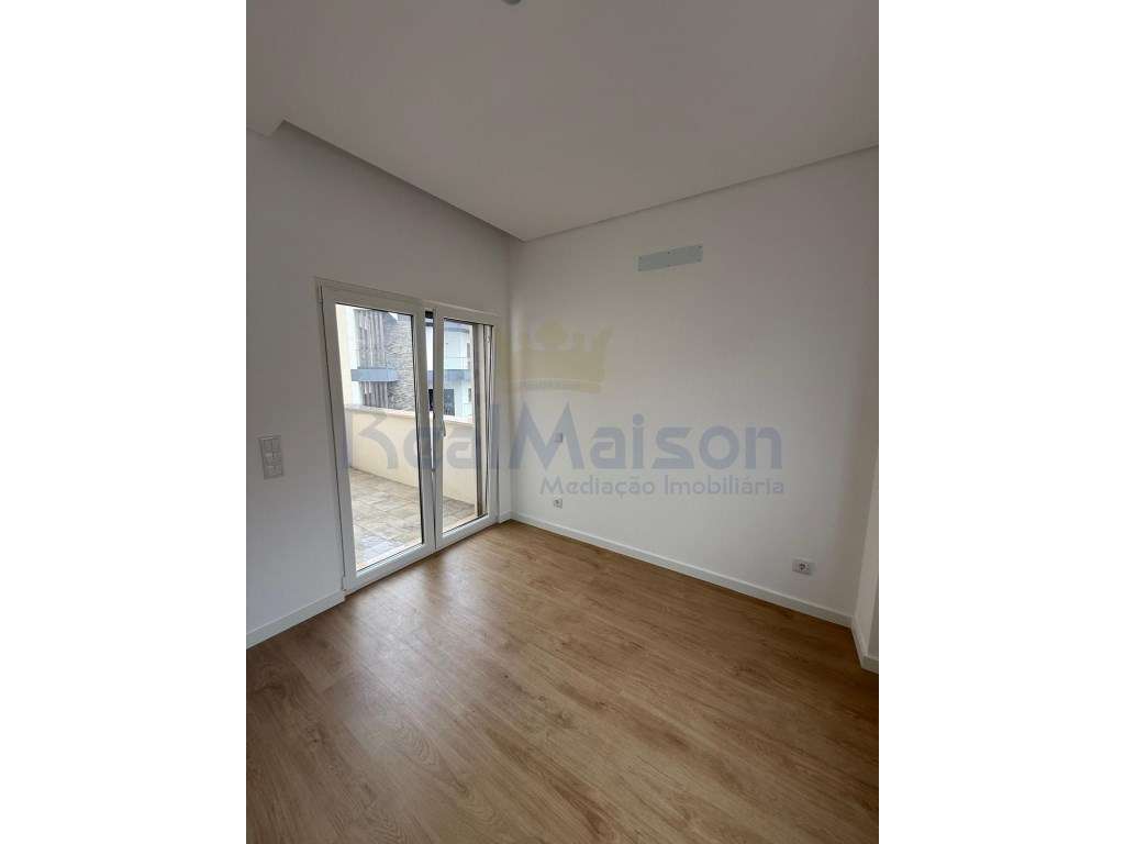 Fantástica Moradia T3 - S.Domingos de Rana - CONSTRUÇÃO NOVA-19