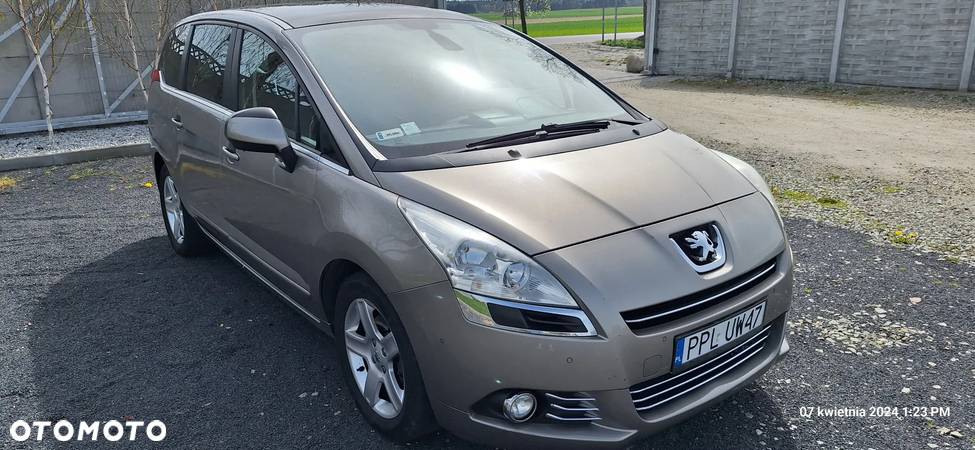 Peugeot 5008 - 2