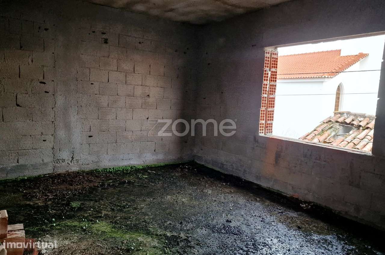 Moradia T4 em Carvalhal da Aroeira-25