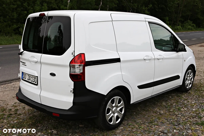 Ford Transit Courier Basis - 18