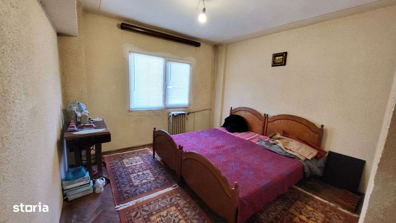 Apartament 3 camere - Targu Jiu, Strada Castanilor - Imagine principală: 5/9