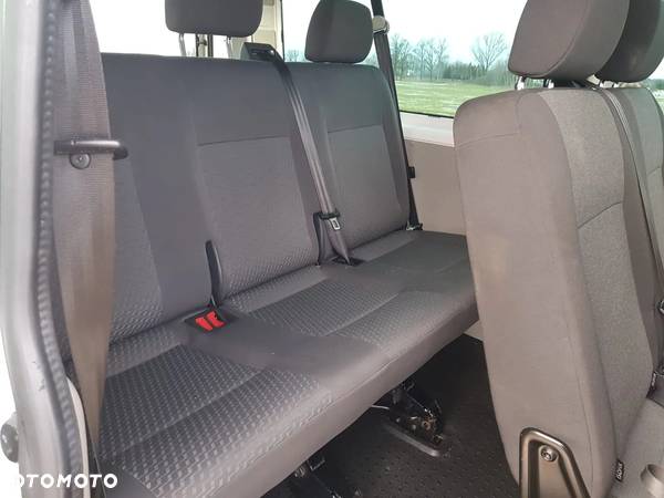 Volkswagen Caravelle 2.0 TDI L2 Highline - 18