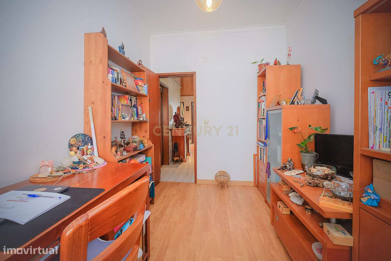 Apartamento T3 em Amora, Seixal - Vista para o Rio-17