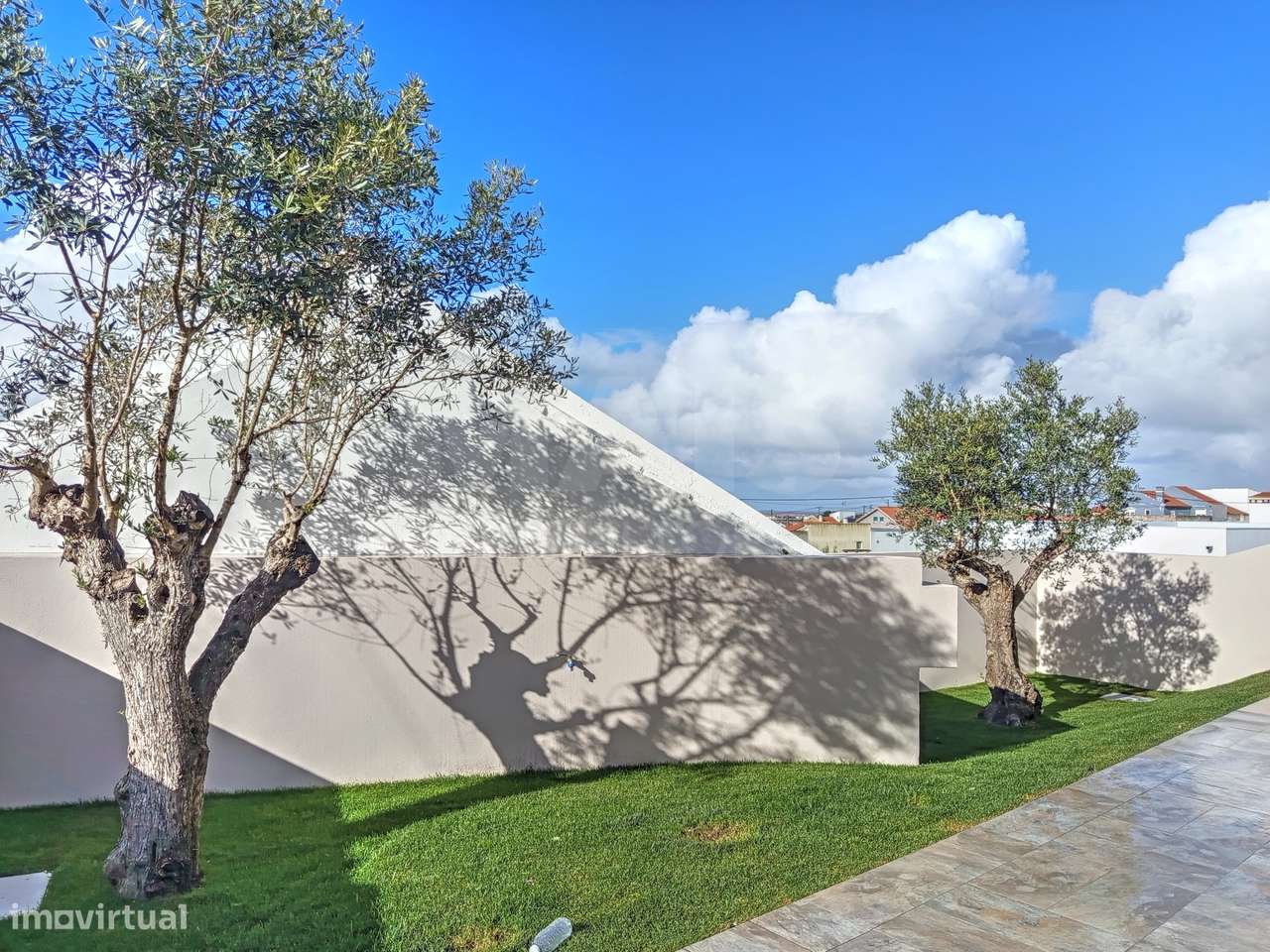 Moradia T3 c/ 2 Suites, 1 Closet, Logradouro e Vista Mar! - Grande imagem: 4/39