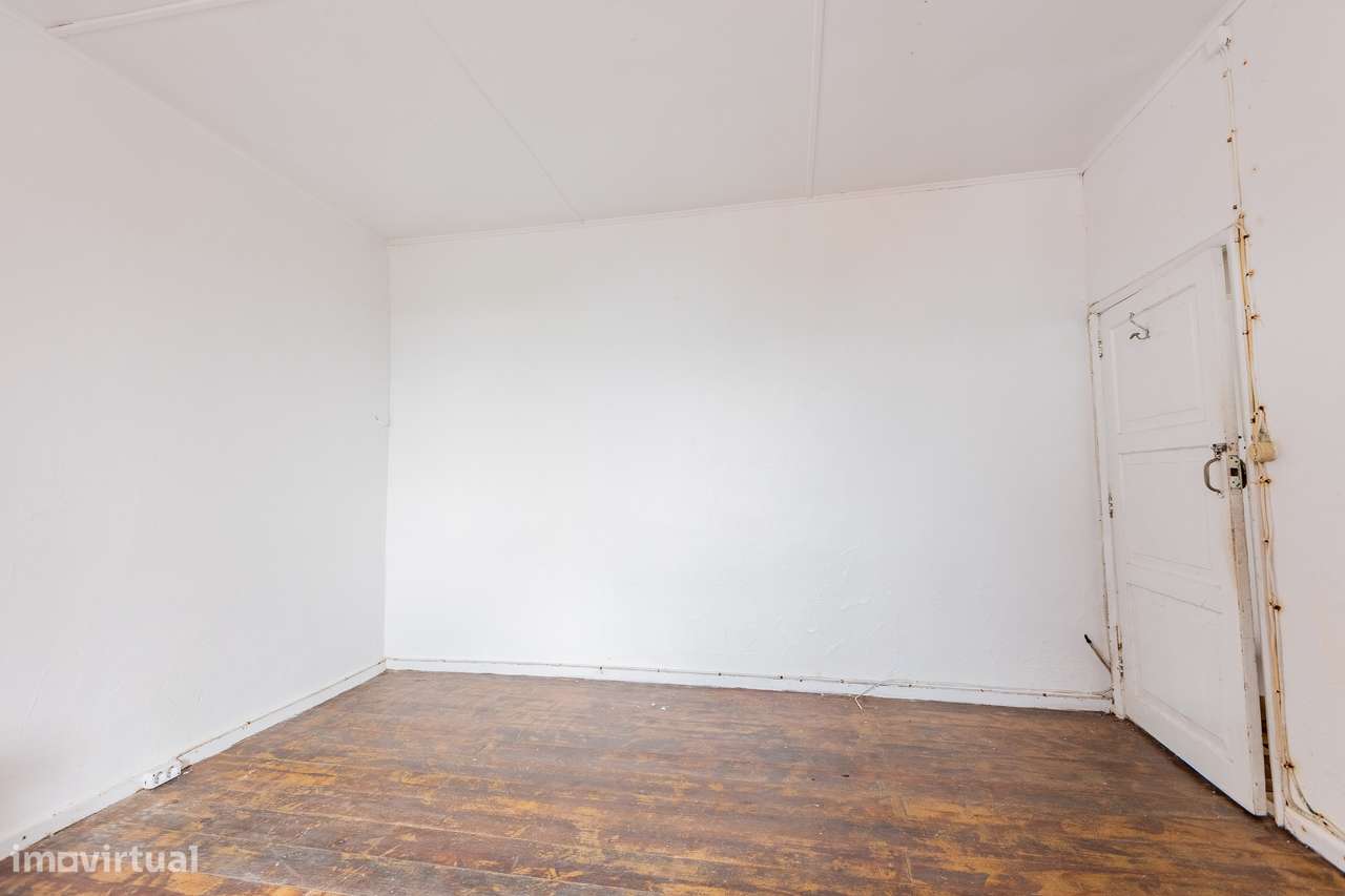 Moradia T2 - Santa Cruz-20