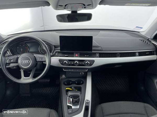 Audi A4 Avant 30 TDI S tronic - 10