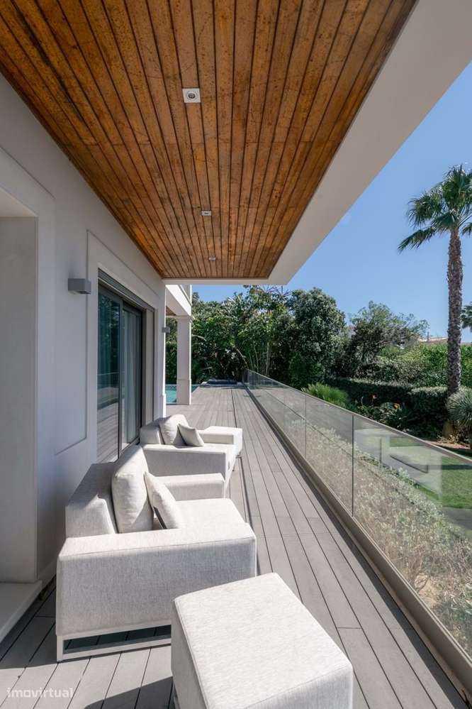 Moradia de luxo com vista mar e golfe-8