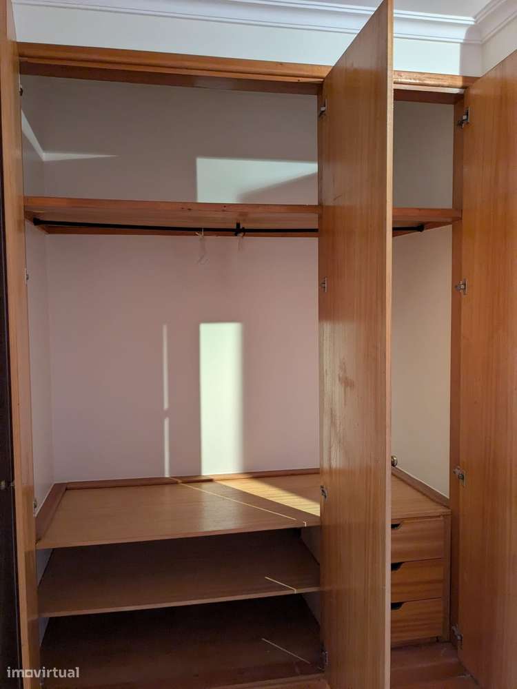 T2 com aquecimento central e ar condicionado - Grande imagem: 5/10