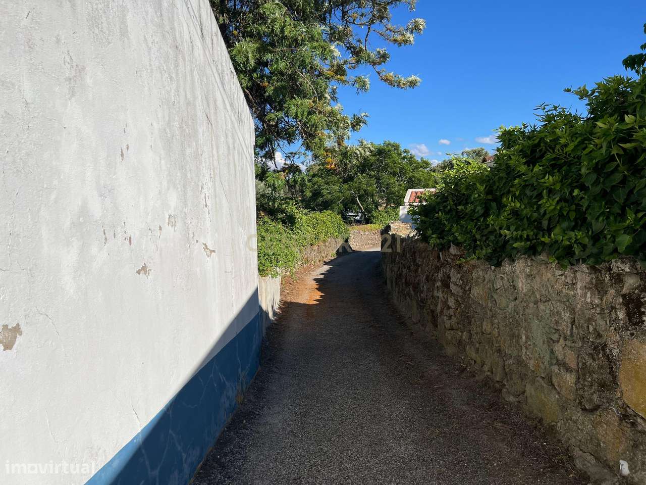 Moradia Térrea com Terreno de 950 m² a Apenas 8 km de Évora-38