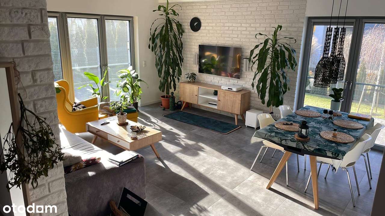 Przytulny, nowoczesny dom przy samej Puszczy Bydgoskiej – Łochowice