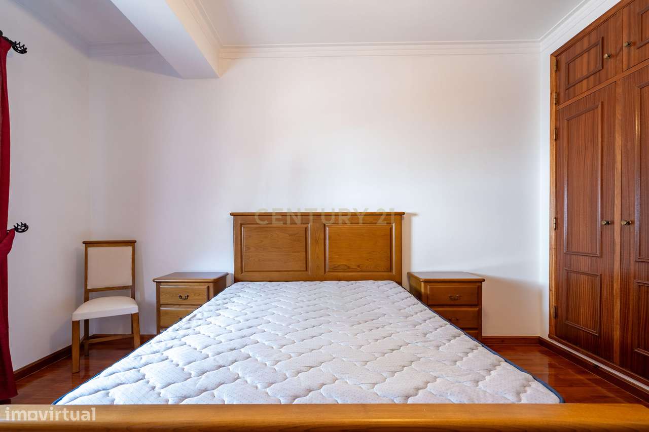 Moderno T1 em Lousã, quase novo e pronto a habitar-24