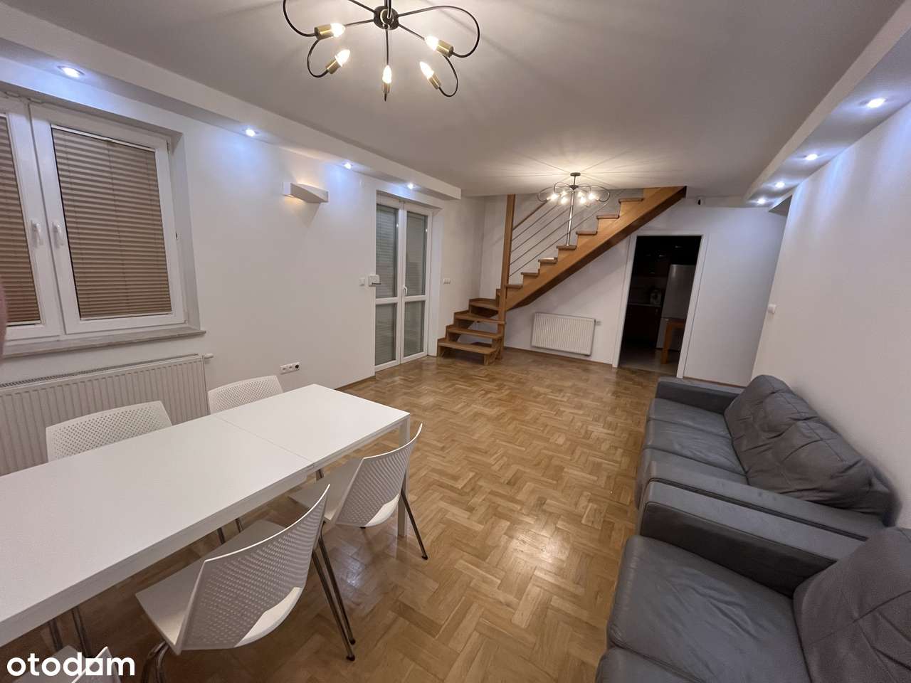 Nowoczesny dom z 5 pokojami na wynajem - Pełny obrazek: 1/7