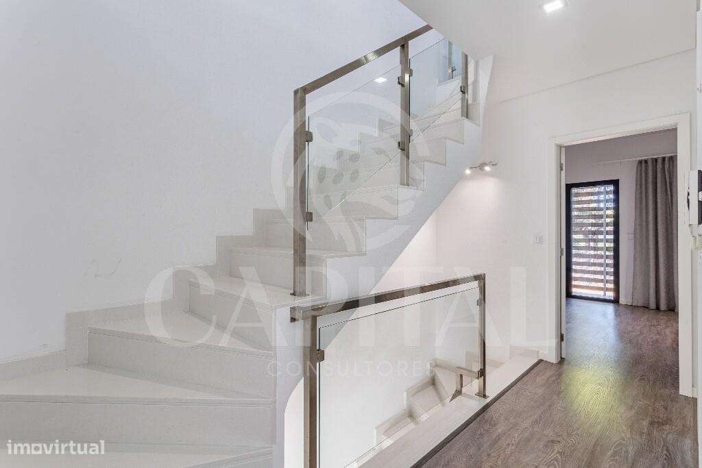 Moradia T3 - Foros de Amora-7