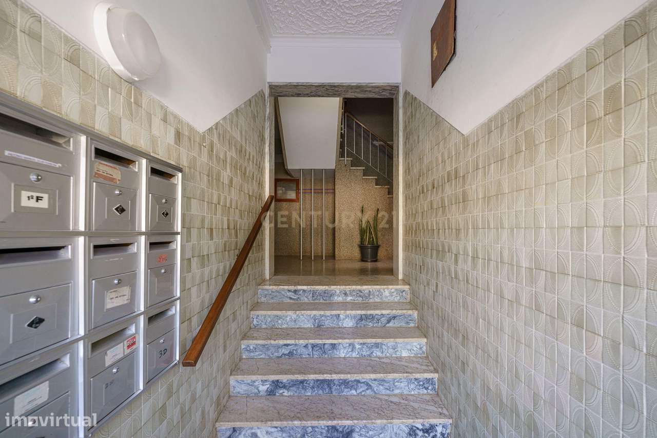 Apartamento T2 em Setúbal – Excelente Oportunidade-21