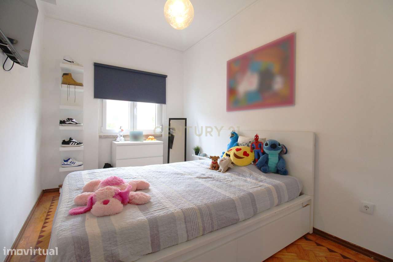 T3 no Feijó com logradouro, Churrasqueira e Anexo com wc - Grande imagem: 5/18