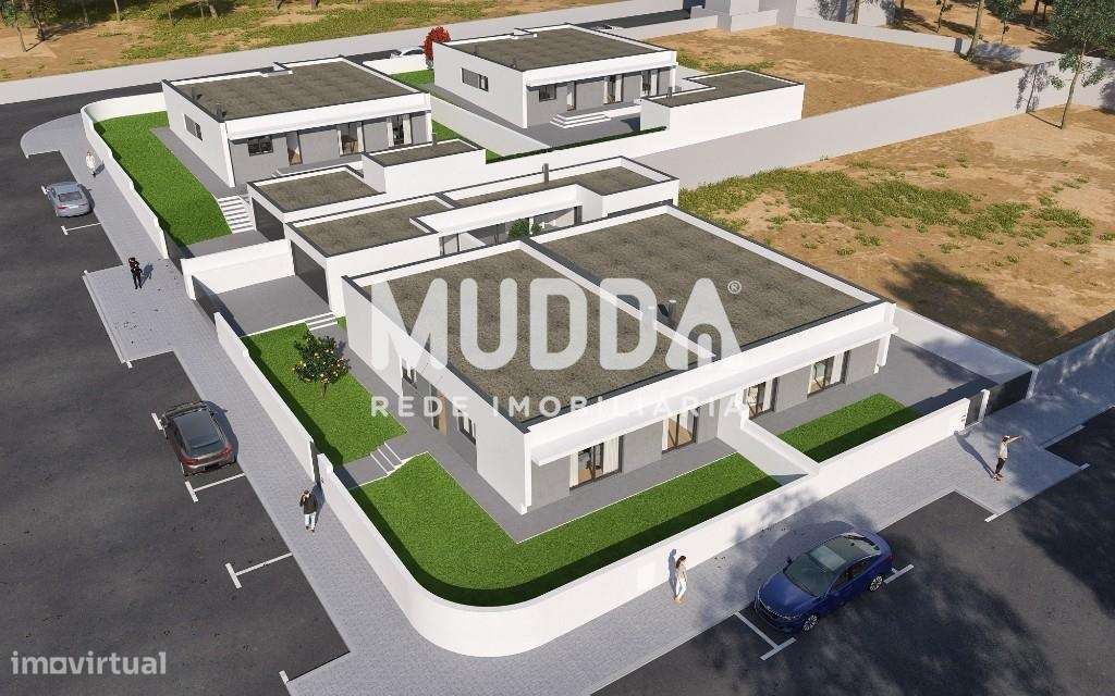 Moradia T3 térrea isolada em Travanca - Santa Maria da Feira-11