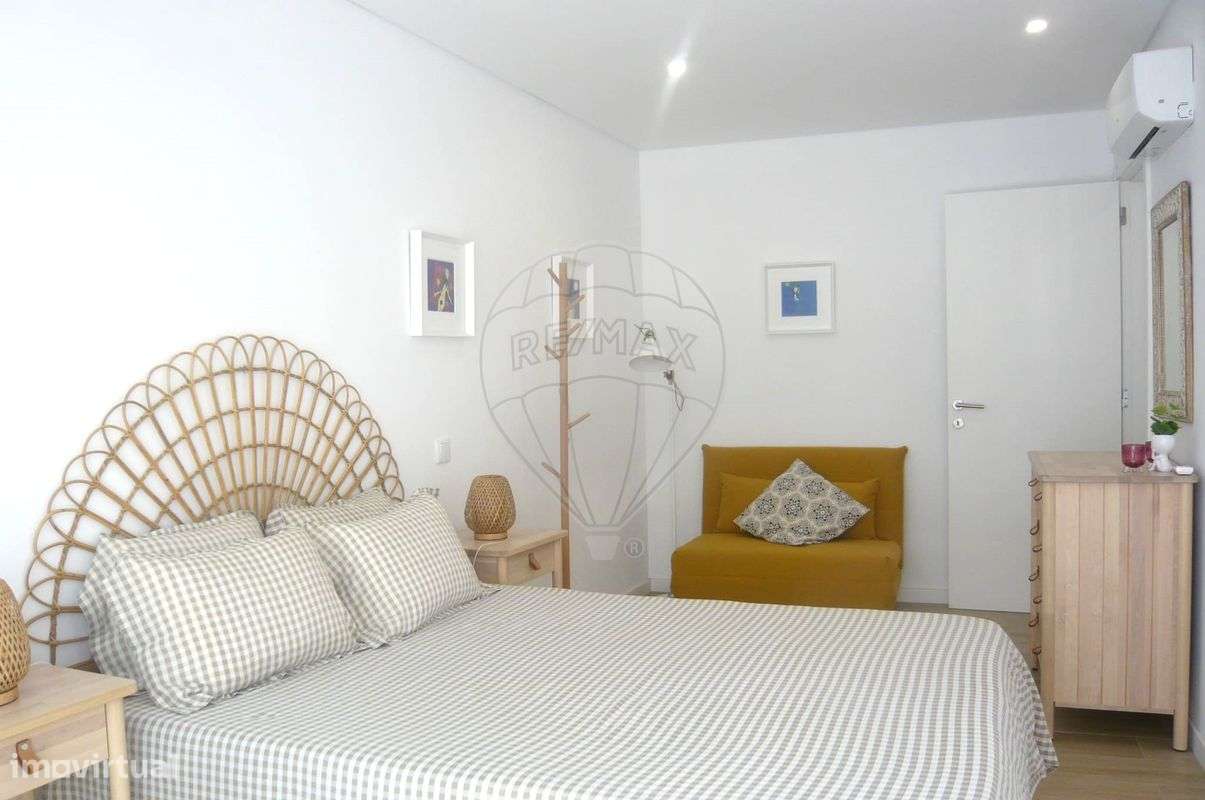 Moradia T1 para venda - Grande imagem: 2/29