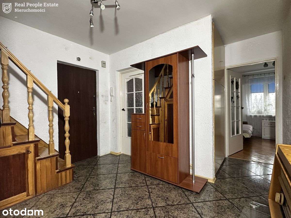 Dwupoziomowe mieszkanie Brzeziny Świdnik-8