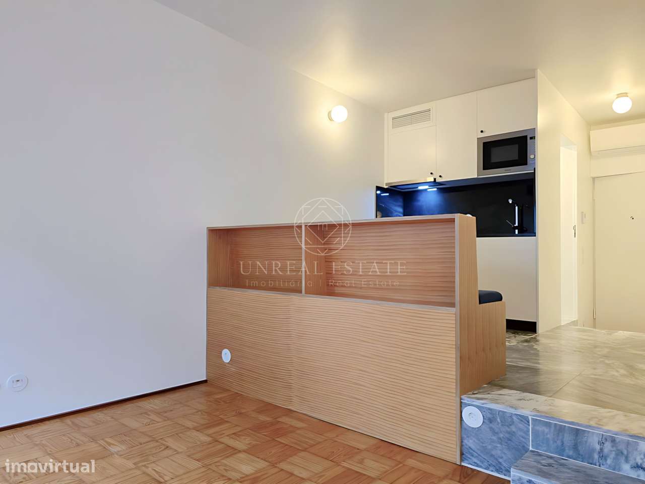 Apartamento T0 , novo, inserido em um edifício totalmente remodelado n-0