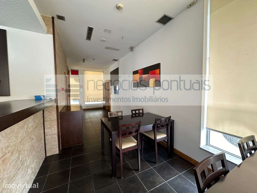 Restaurante com esplanada, mobilado e equipado - Grande imagem: 5/30