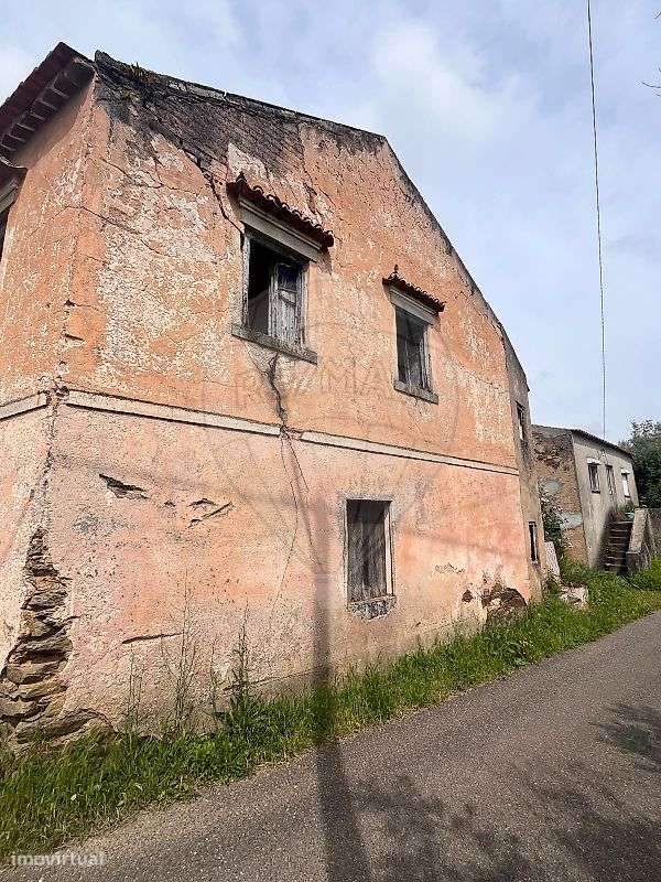 Moradia T2 para venda-6