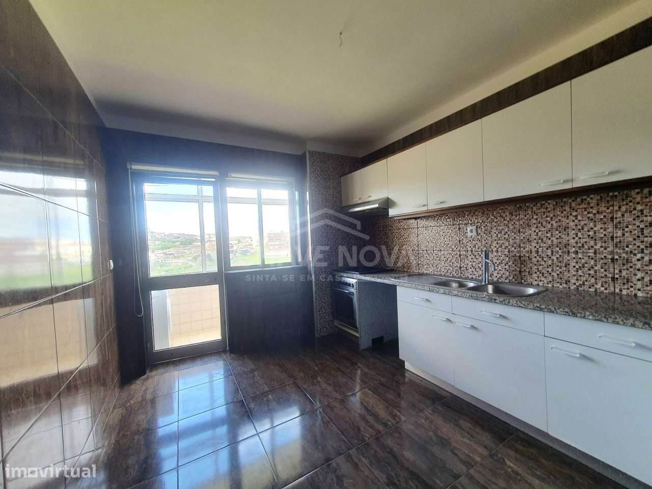 T2 c/ Varanda em Rio Tinto - Grande imagem: 3/11