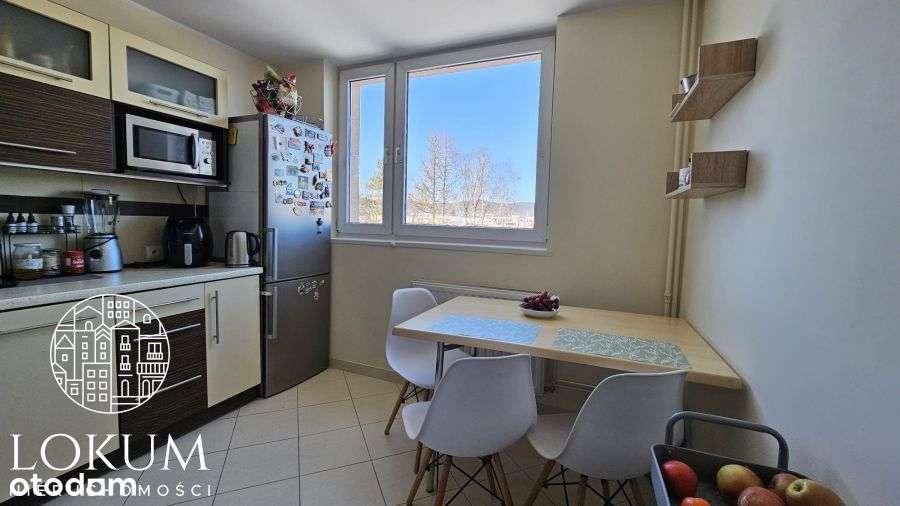 Mieszkanie 4-pokojowe z garażem w Cieplicach.-10