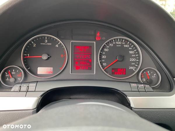 Audi A4 Avant 3.0 TDI Quattro Tiptr - 18