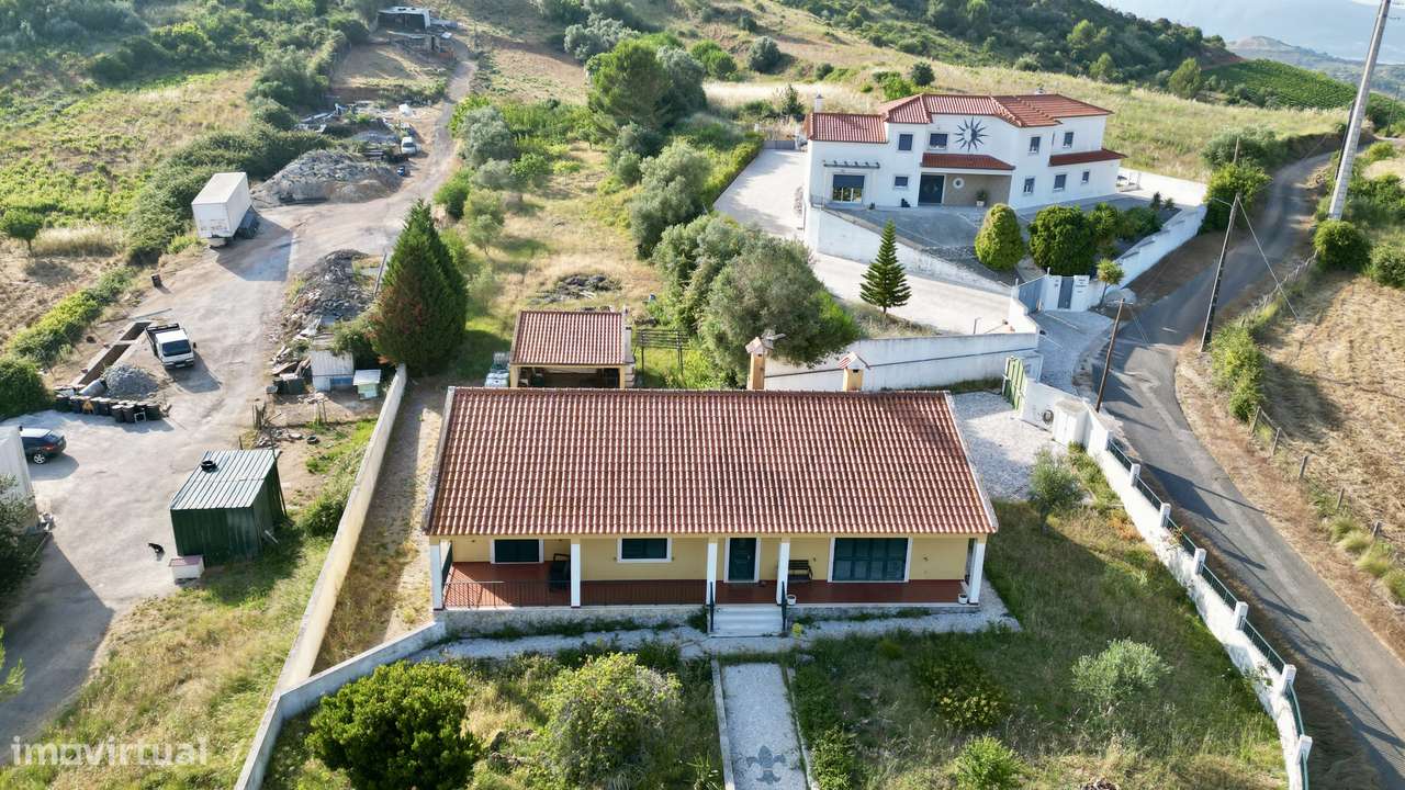 Moradia com terreno e árvores de fruto a 40mn de Lisboa-54