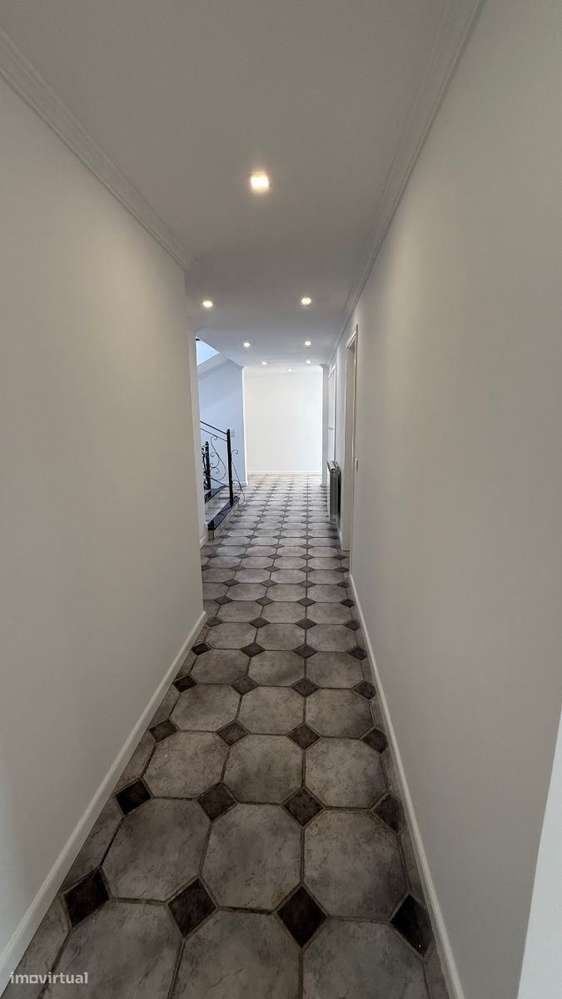 Moradia T3+1 com anexo, forno e churrasqueira, garagem e vistas da ...-23