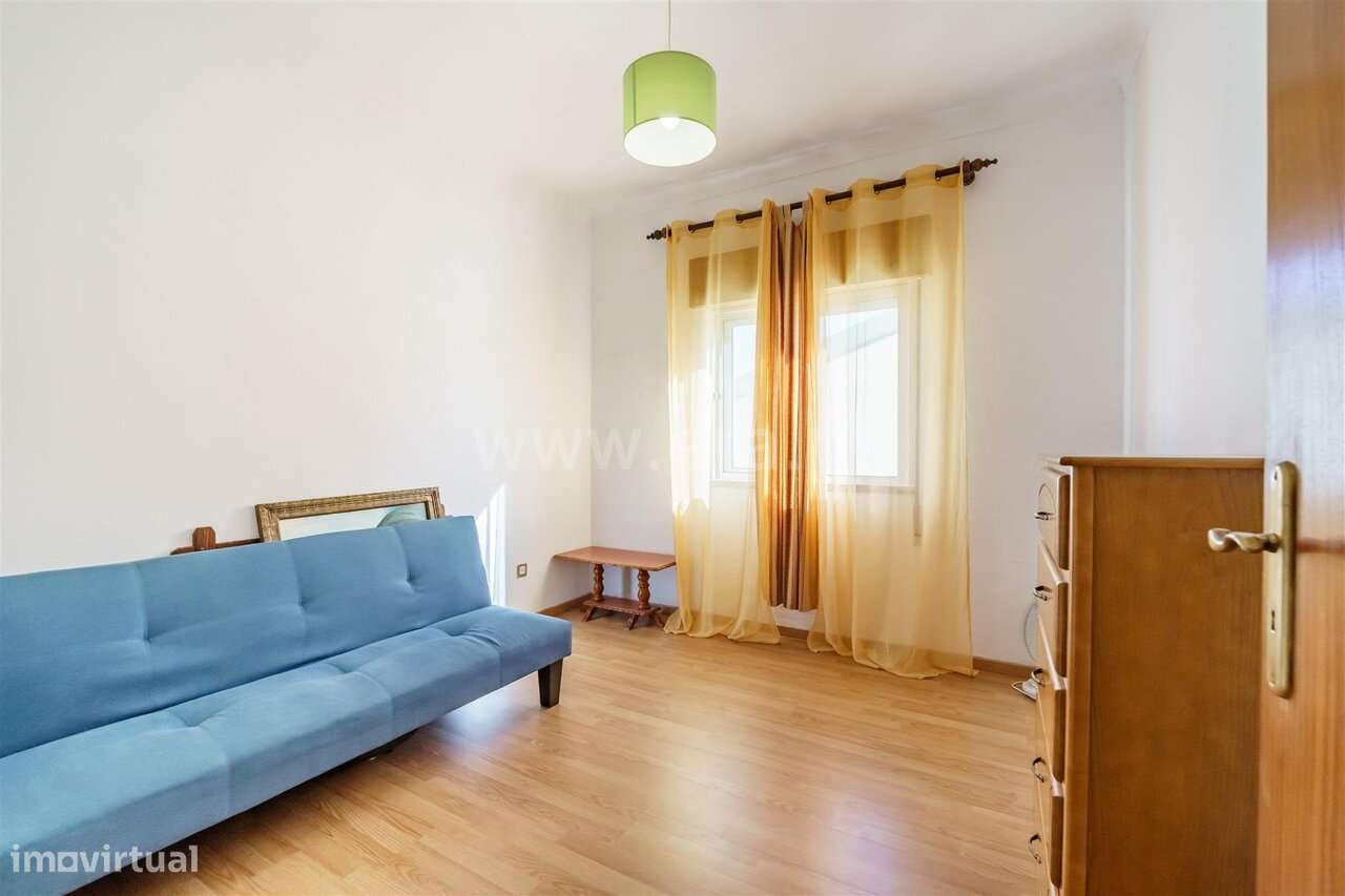 Moradia Isolada T5 / Covilhã, Teixoso-11