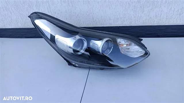 Far dreapta pasager Kia Sportage Xenon Led Complet an 2016 2017 2018 2019 2020 2021 cod 92102-F1100 - 1