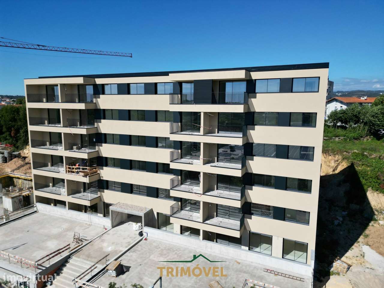 Apartamento T2+1 em São João da Madeira-26
