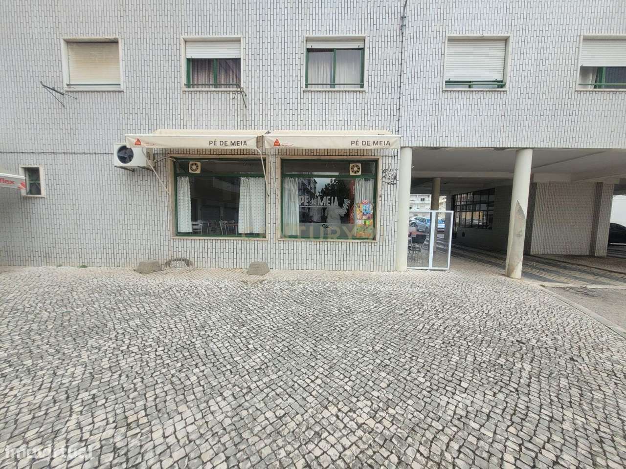 Loja destinada a comercio ou escritorios em Santarém - Grande imagem: 3/9