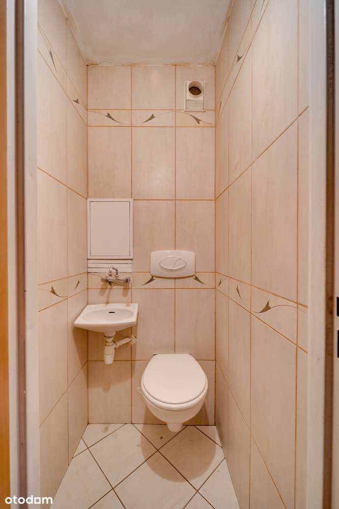 Salon z aneksem + 2 pokoje/3 pokoje? Nie ma sprawy! Zadzwoń i umów się-6