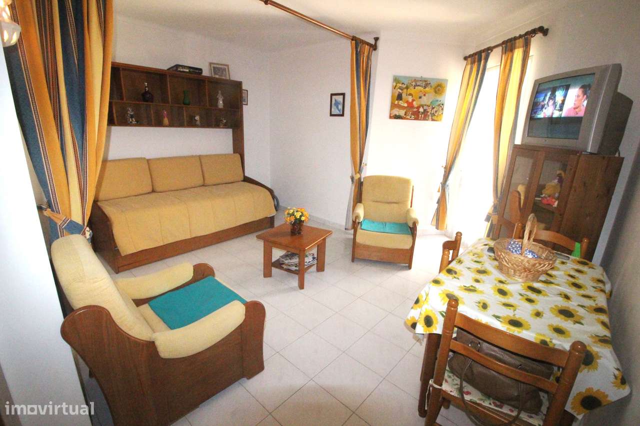 Armação de Pêra T1 Primeira Linha com Garagem, Pronto a Habitar-3