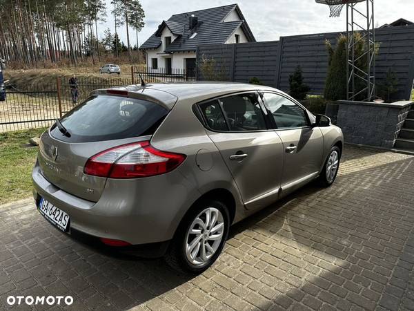 Renault Megane 1.5 dCi Expression - 11