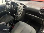 Kia Carens 2.0 CRDi EX - 13