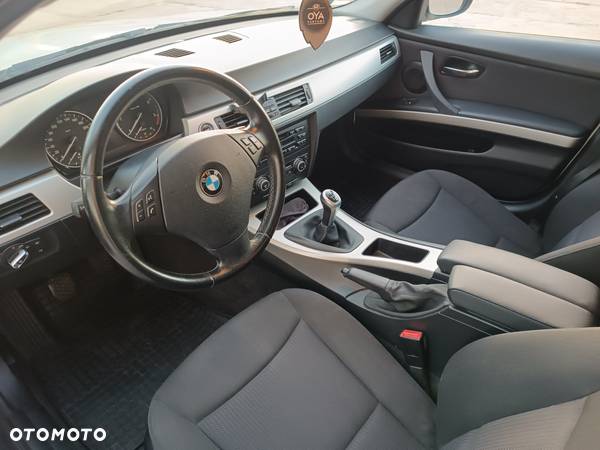 BMW Seria 3 - 10