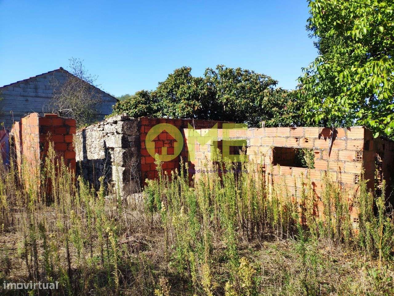 Moradia para restauro a 6 minutos de Fátima-7