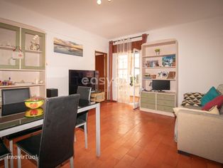 Apartamento T1 com vista mar, a 100 m...