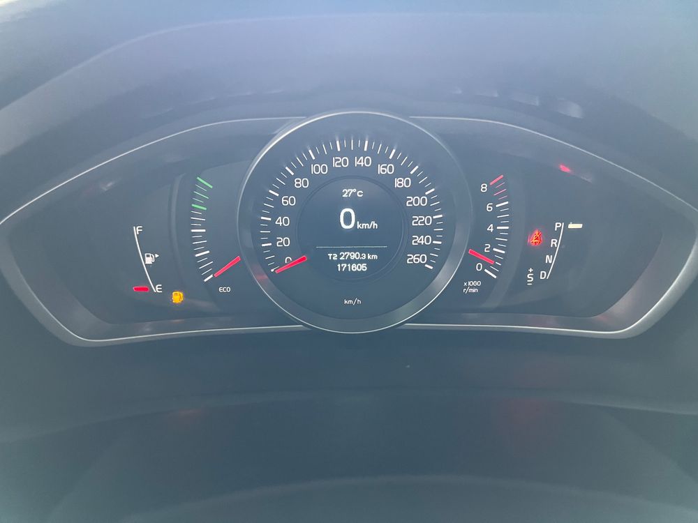 Volvo V40