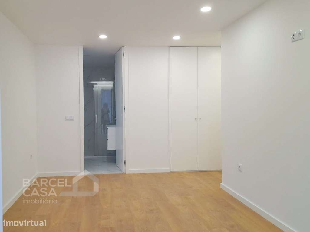 Apartamento T3 Novo, c/ garagem fechada em Airó - Barcelos-11