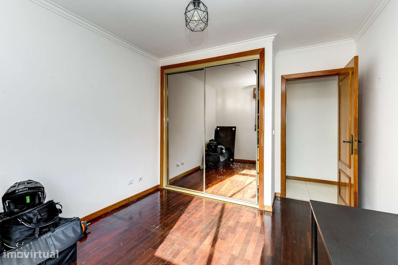 T3 – Rio de Mouro 103m² + Garagem + Arrecadação-20