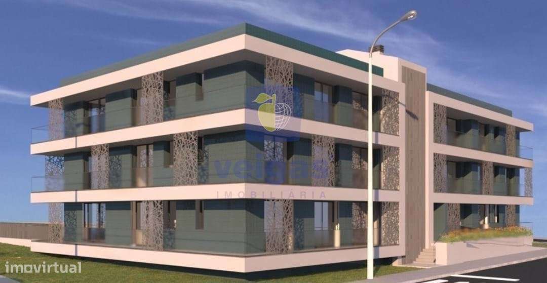 Apartamento T4 Novo em Leiria, Parceiros, com garagem box fechada e el-18