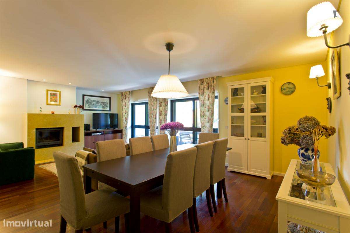 Apartamento com 3 quartos - localizado em Lordelo do Ouro Porto - Grande imagem: 5/45