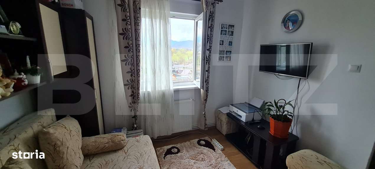 Apartament cu 2 Camere de Vanzare in Zarnesti - Imagine principală: 5/9