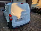 Ford Transit courier - 9