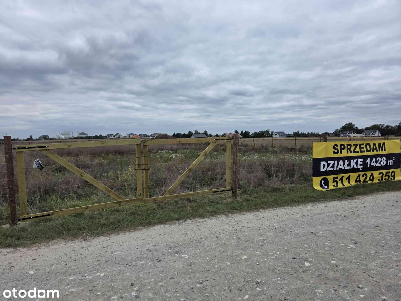 Działka pod zabudowę z dostępem do mediów - Pełny obrazek: 5/8